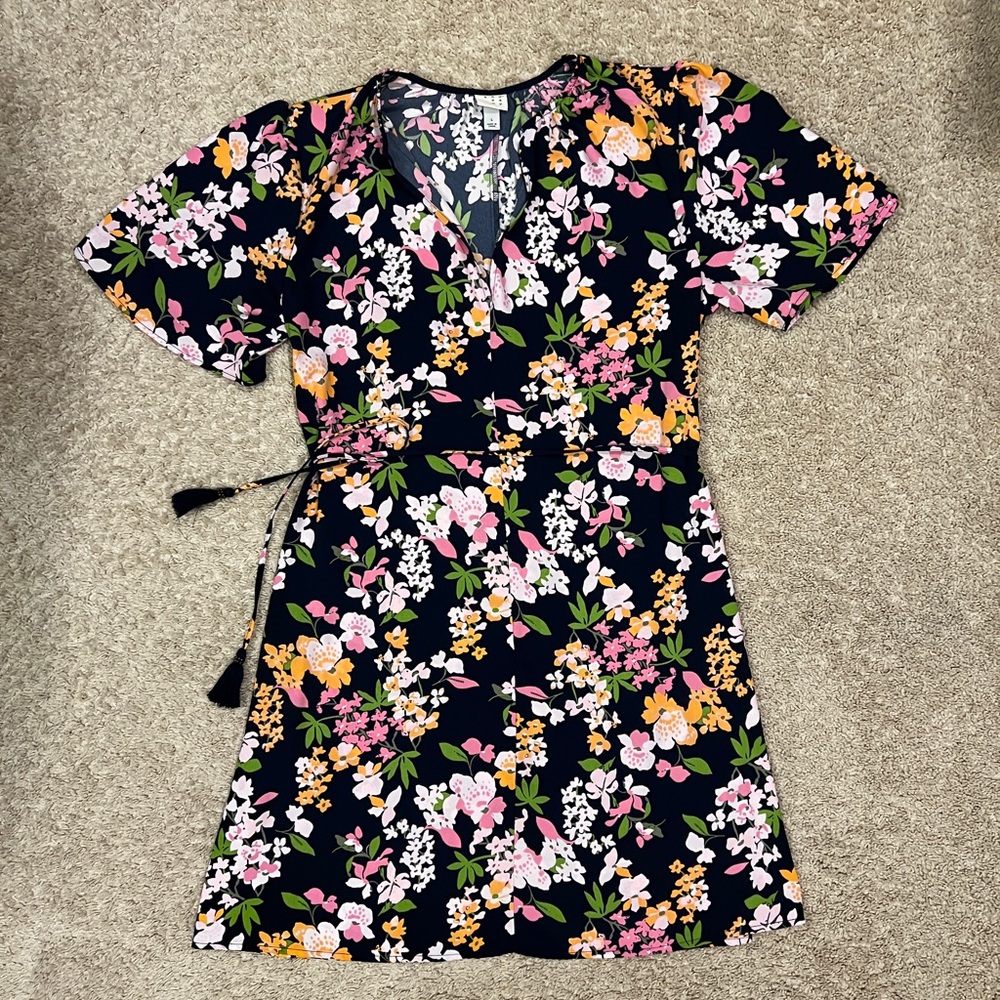 A New Day navy and pink floral flutter sleeve v-neck shift dress size large